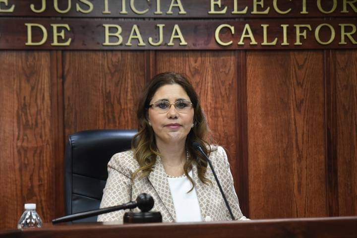 Resuelve Sala Superior del Tribunal Electoral que Elva Regina Jiménez Castillo sigue siendo Magistrada 