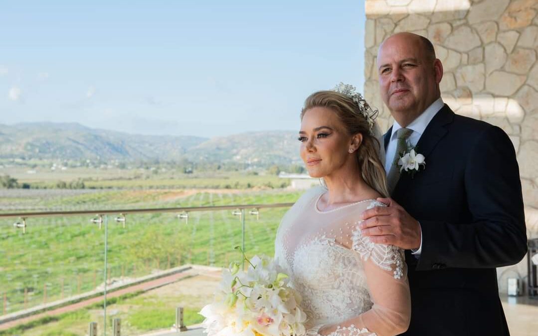 Se casó el ex dirigente nacional de la Coparmex Gustavo de Hoyos Walther en Valle de Guadalupe.