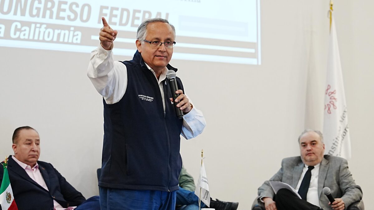 REAFIRMA GUSTAVO SANCHEZ LA URGENCIA DE UN SENADO Y CONGRESO DE LA UNION AUTONOMOS QUE NO SEAN CORTESANOS DEL PRESIDENTE