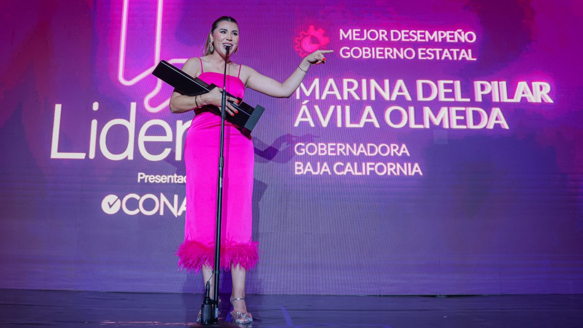 RECIBE GOBERNADORA MARINA DEL PILAR PREMIO AL MEJOR DESEMPEÑO DE GOBIERNO ESTATAL EN LOS PREMIOS LIDERA 2025